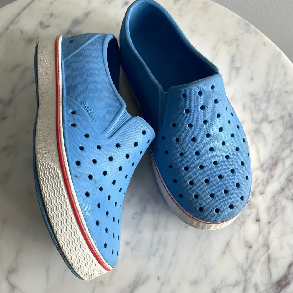 Native waterproof slip